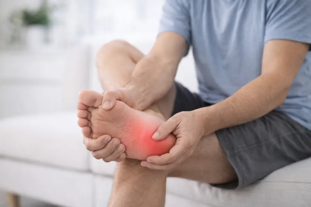 dolor en la planta del pie al caminar fascitis plantar fisioterapia deportiva